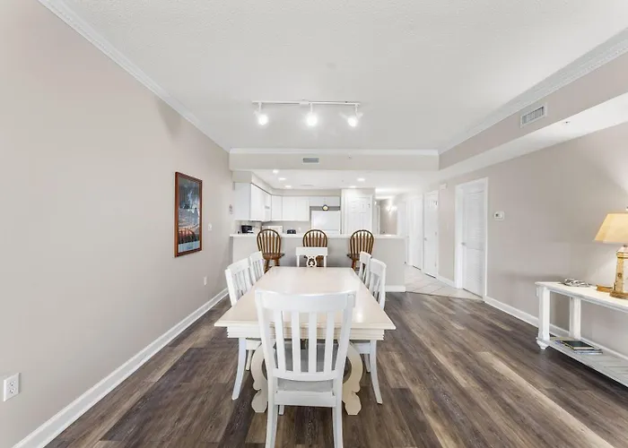 Sunset Pointe 203 *