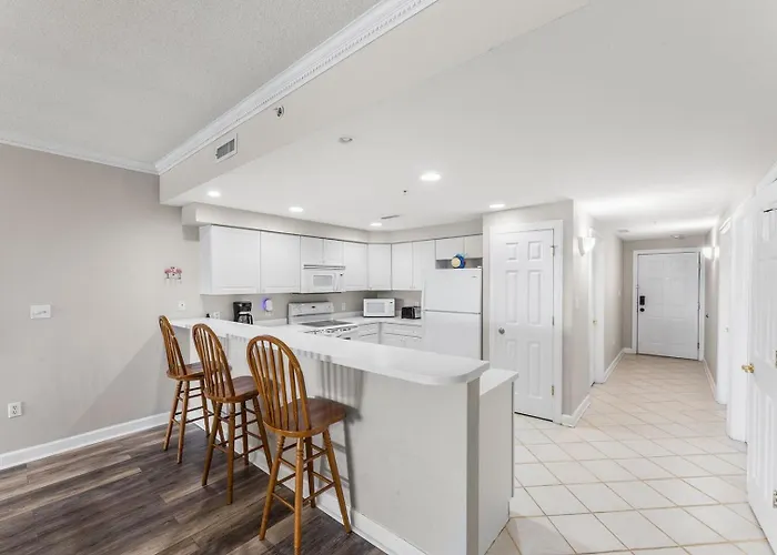 Apartamento Sunset Pointe 203 *