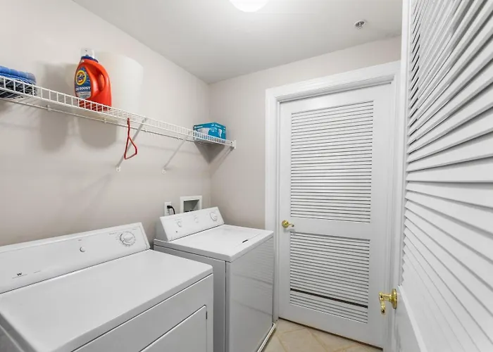 Apartamento Sunset Pointe 203